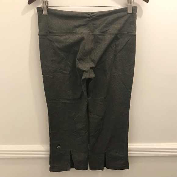 Lululemon Gather and Crow Crop 8 gray slate heathered leggings crops - Picture 3 of 9